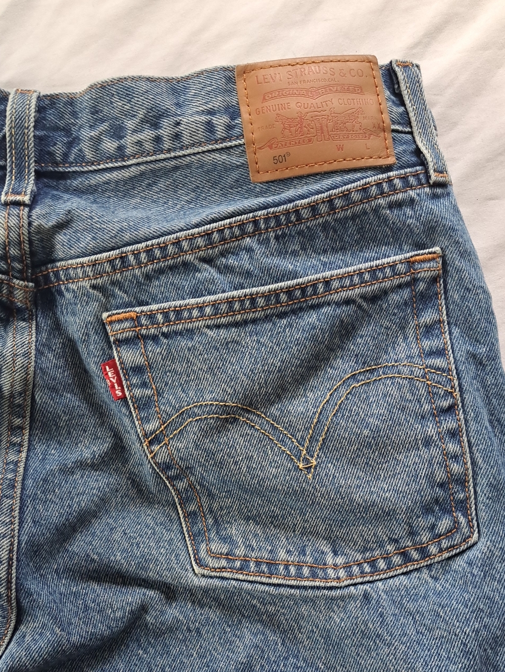 Levi's Premium 501 Crop Stonewash Womens Jeans Size 30x26 - Picture 7 of 13